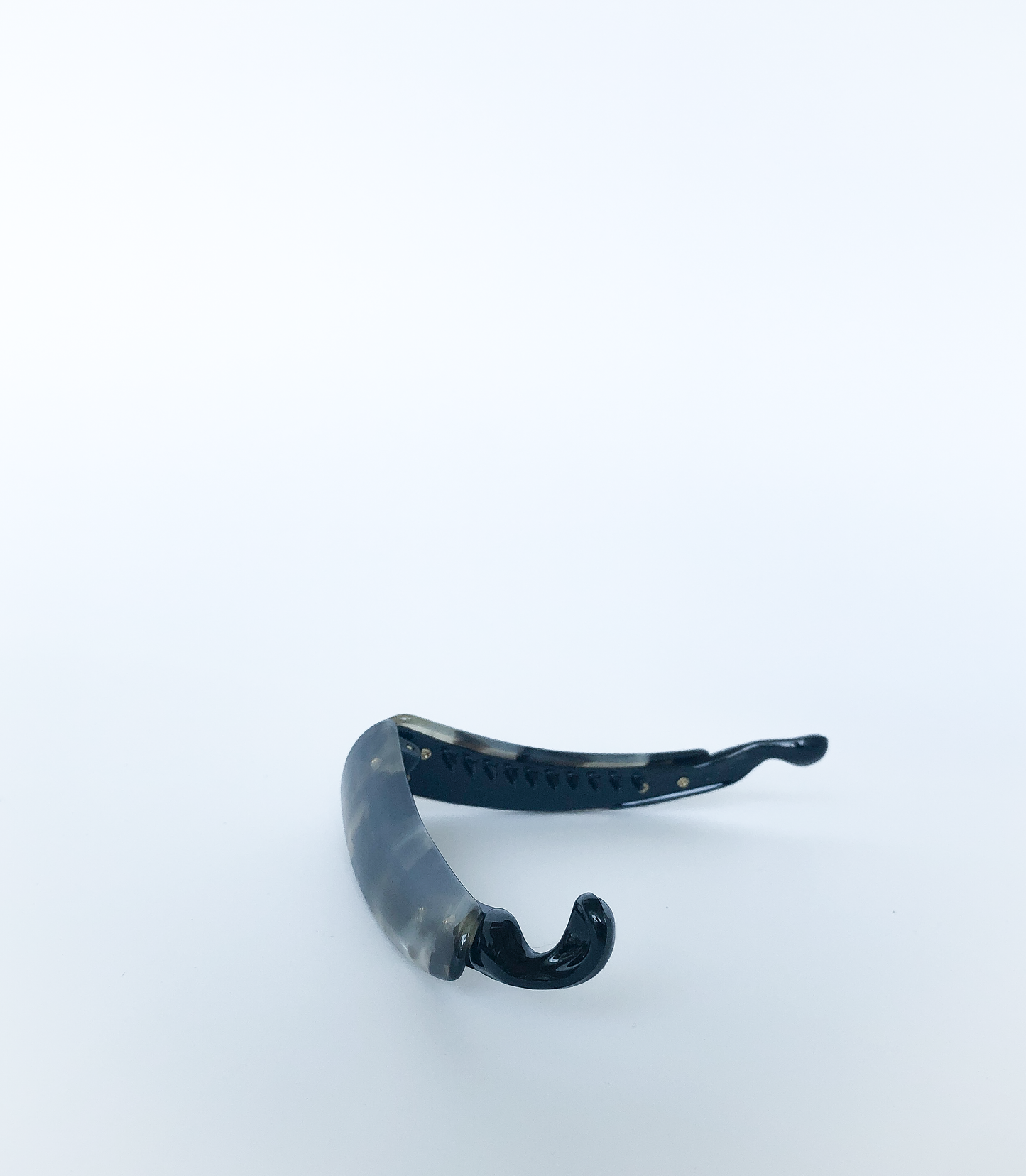 Banana Hair Grip in Amethyst by Veronique