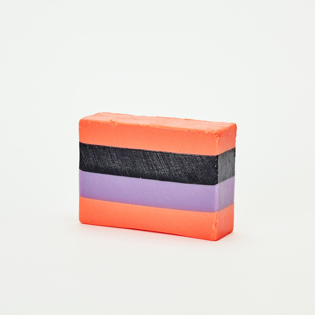 Mango & Red Currant Soap - Emporium of the Modern Man
- 1
