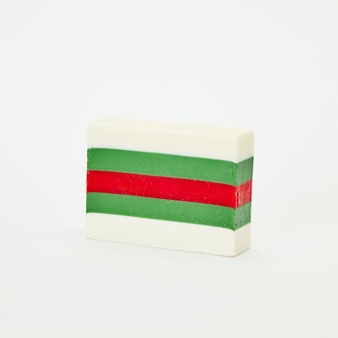 Italian Tomato Leaf Glycerine Soap - Emporium of the Modern Man
- 1