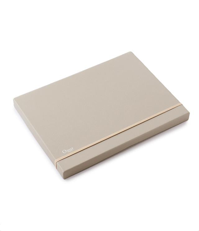 Color pencil set - Emporium of the Modern Man
- 4