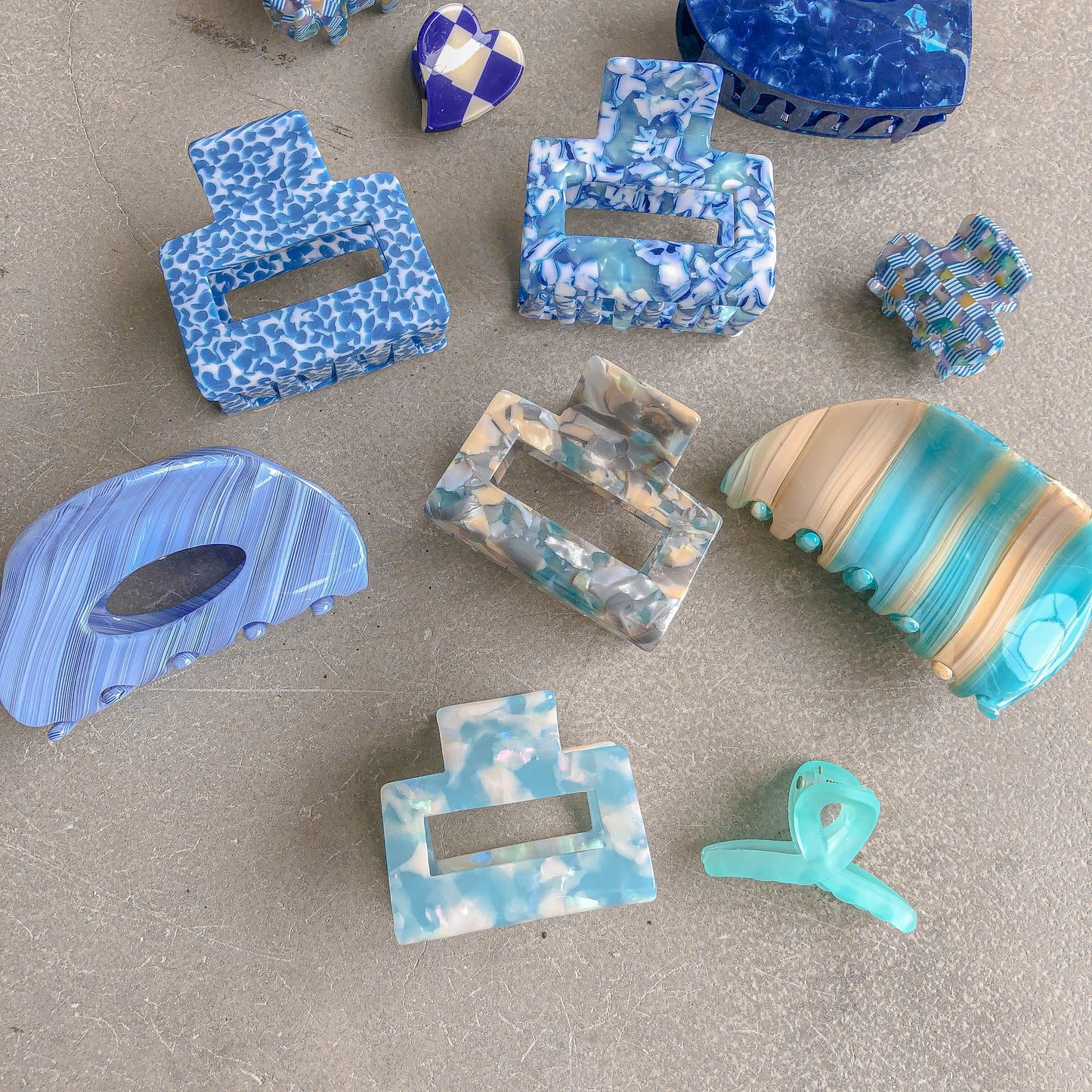 Turquoise Shell Hair Claw by Veronique