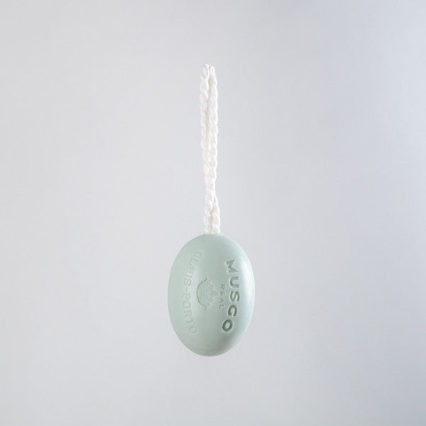 SOAP ON A ROPE CLASSIC SCENT - Emporium of the Modern Man
- 2