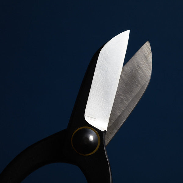 Seika Floral Scissors - Emporium of the Modern Man
- 2