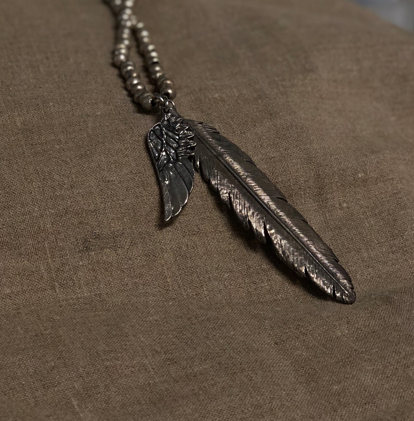 GF X MB FEATHER NECKLACE by George Frost