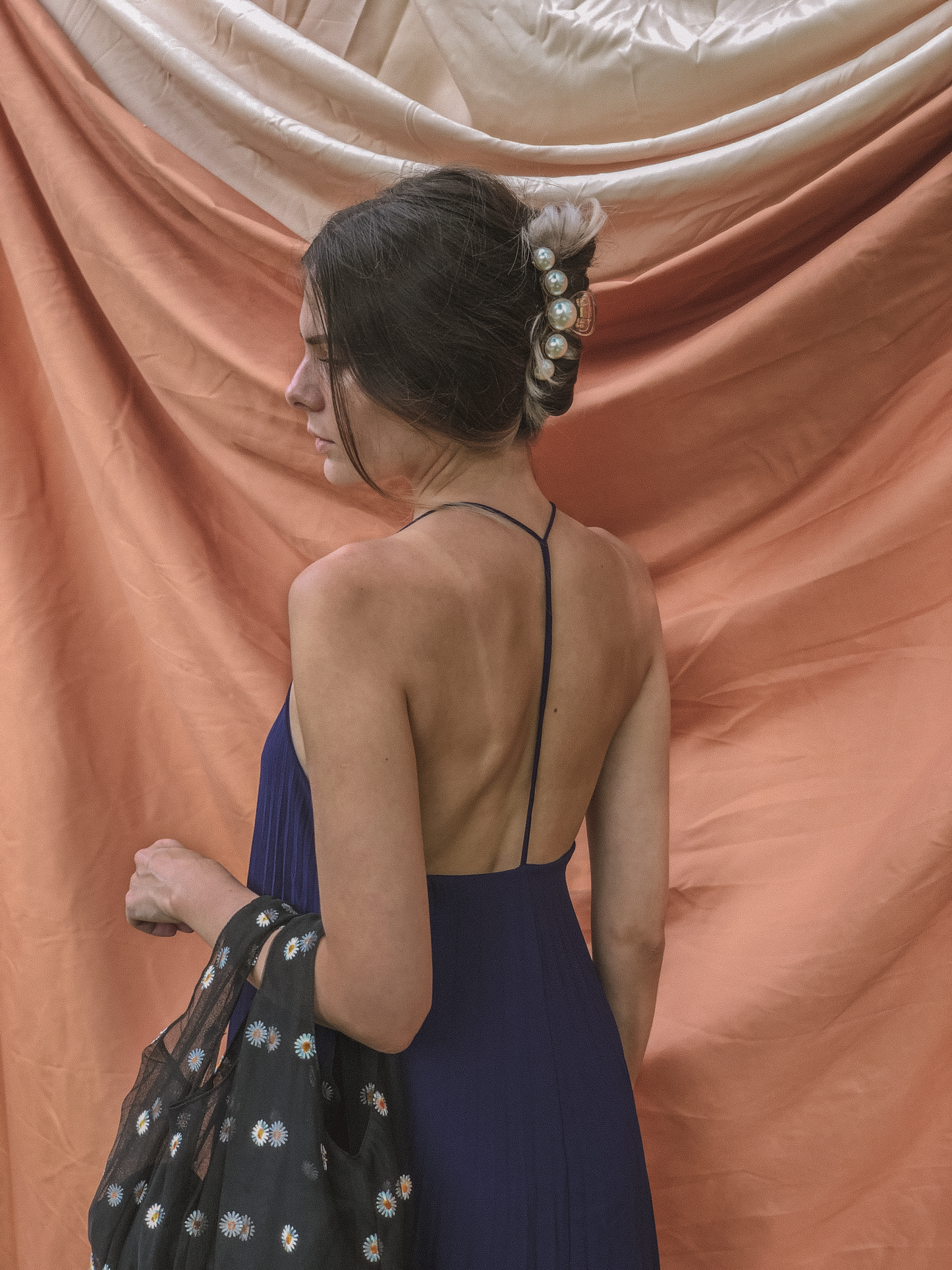 Daisy Mesh Bag in Peche by Veronique