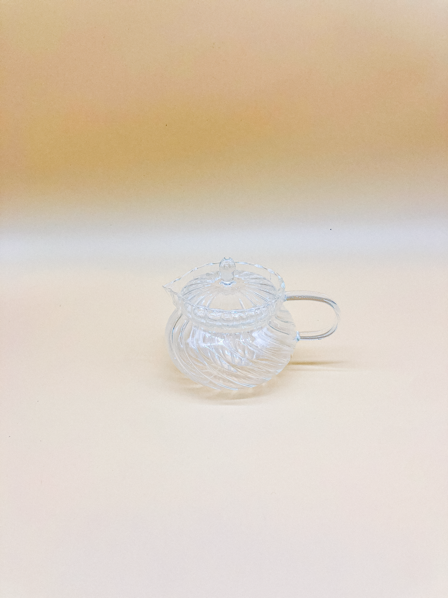 Vintage Style Ripple Teapot by PROSE Tabletop