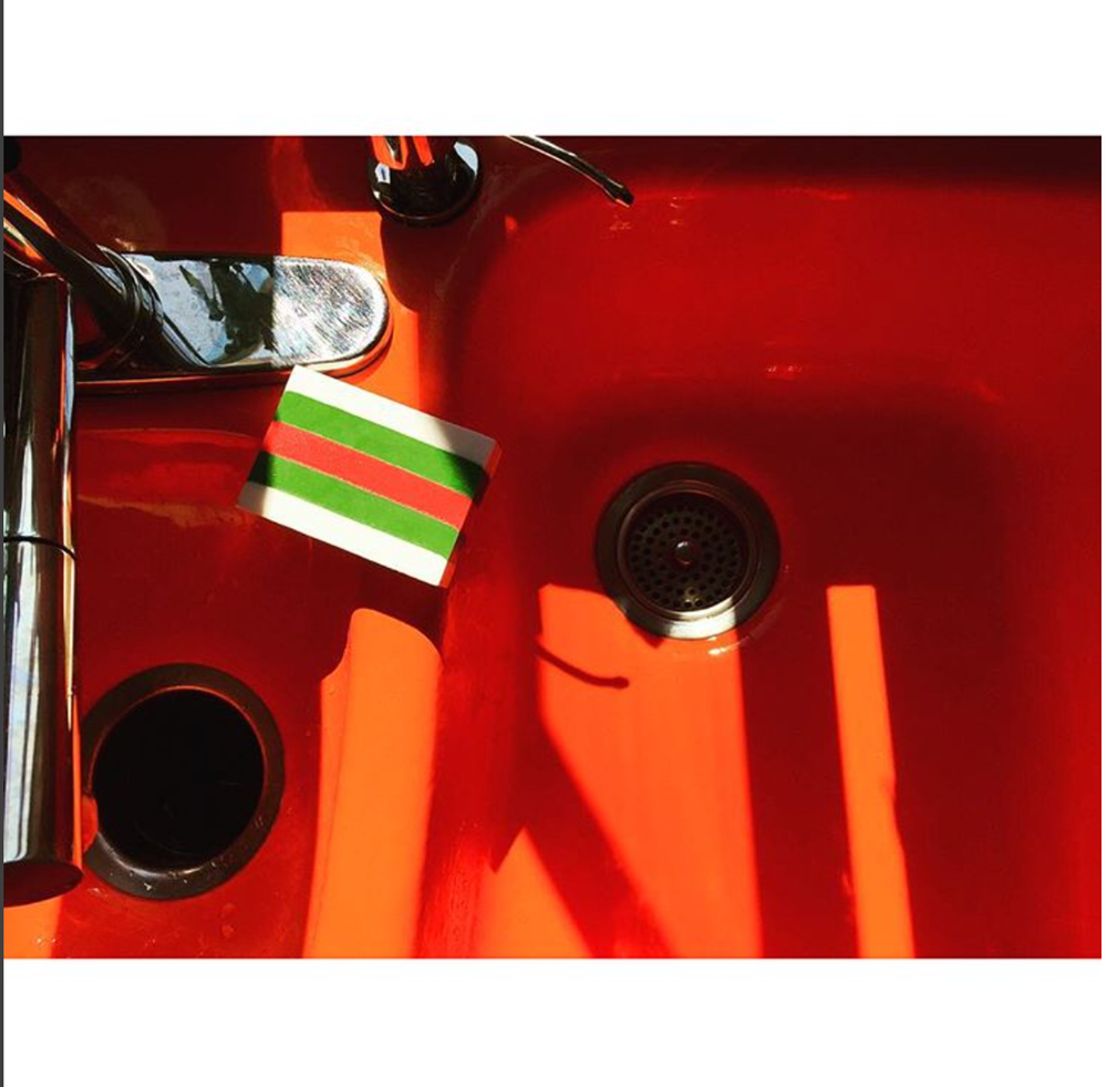 Italian Tomato Leaf Glycerine Soap - Emporium of the Modern Man
- 3