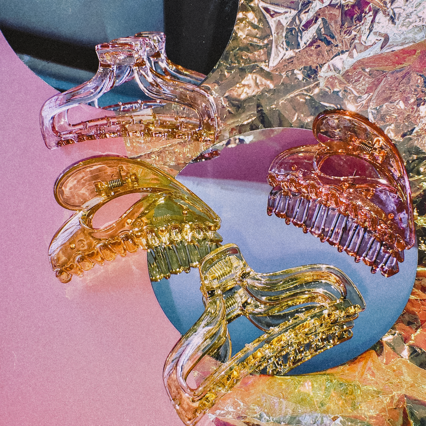 Minnie Clear Hair Claws by Veronique