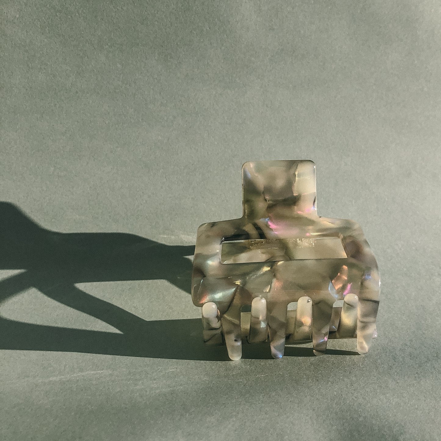 Amy Hair Claw by Veronique