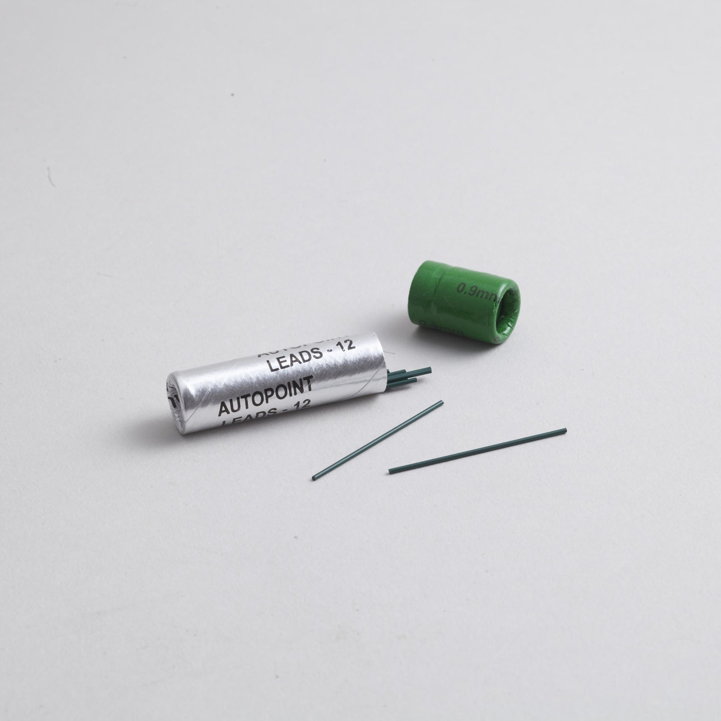 Autopoint 1.375" Mechanical Pencil Lead 0.9mm B - Emporium of the Modern Man
- 3