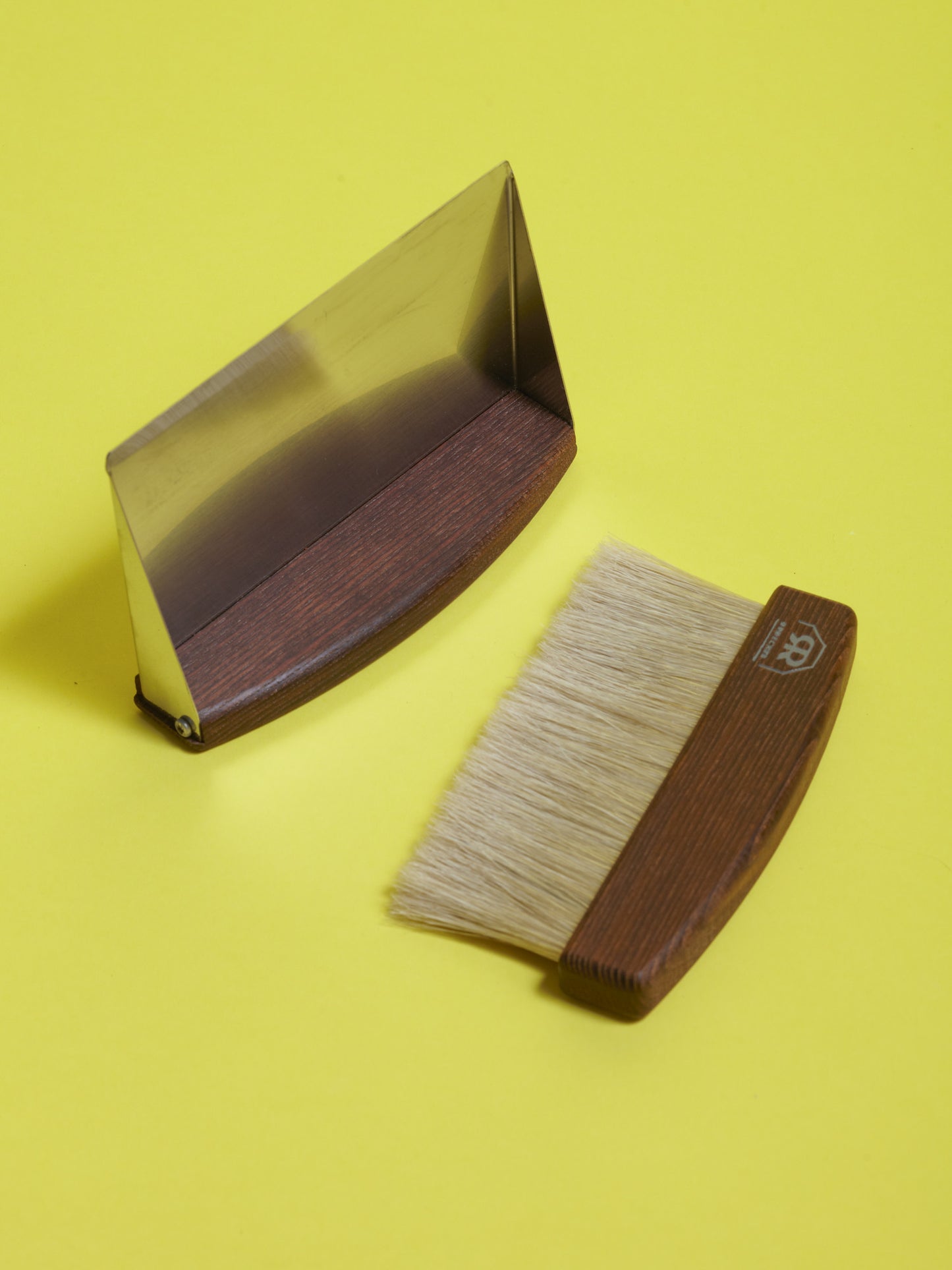 Table Sweeping Brush Set - Emporium of the Modern Man
- 1