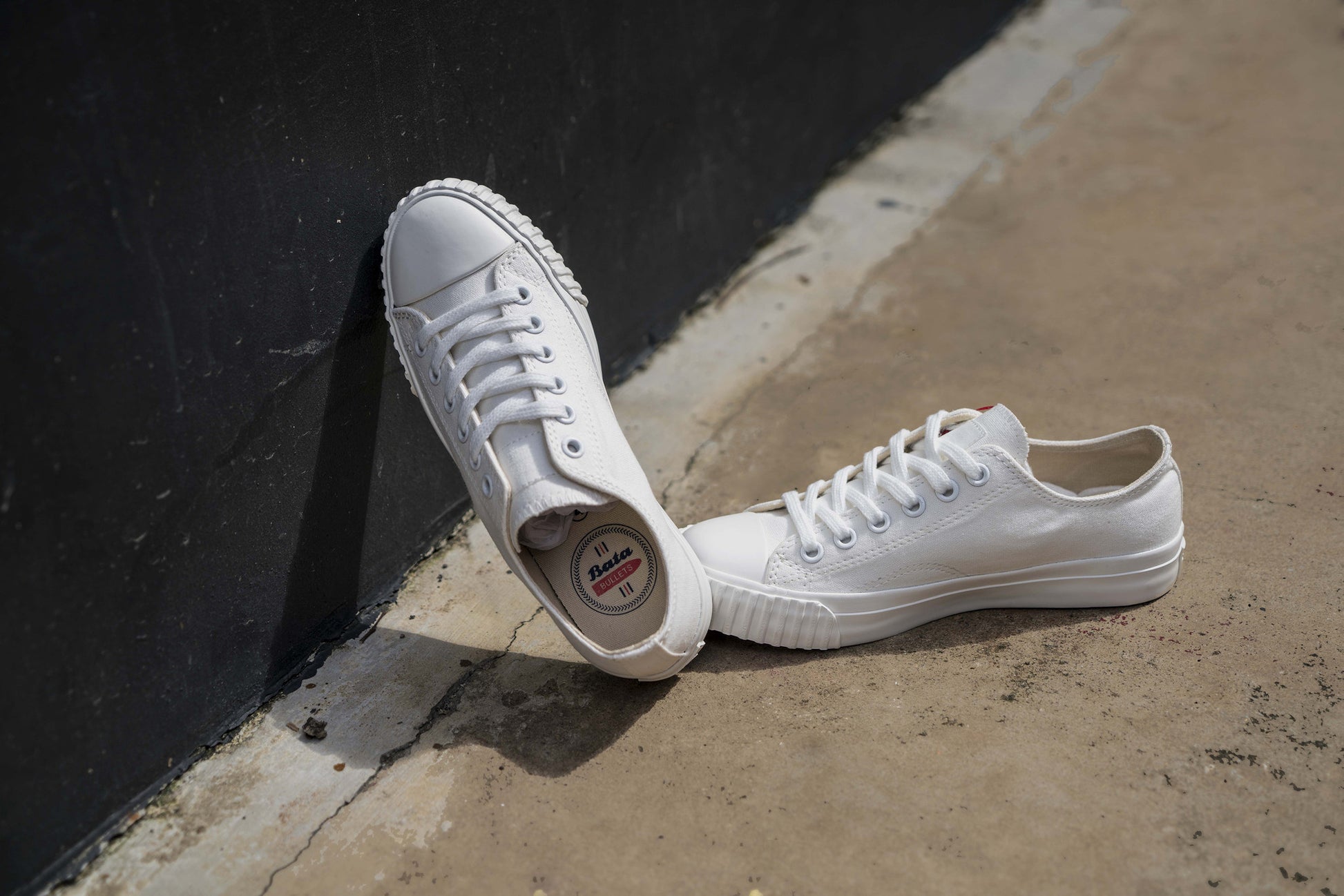 Bata Bullet White Low - Emporium of the Modern Man
 - 2
