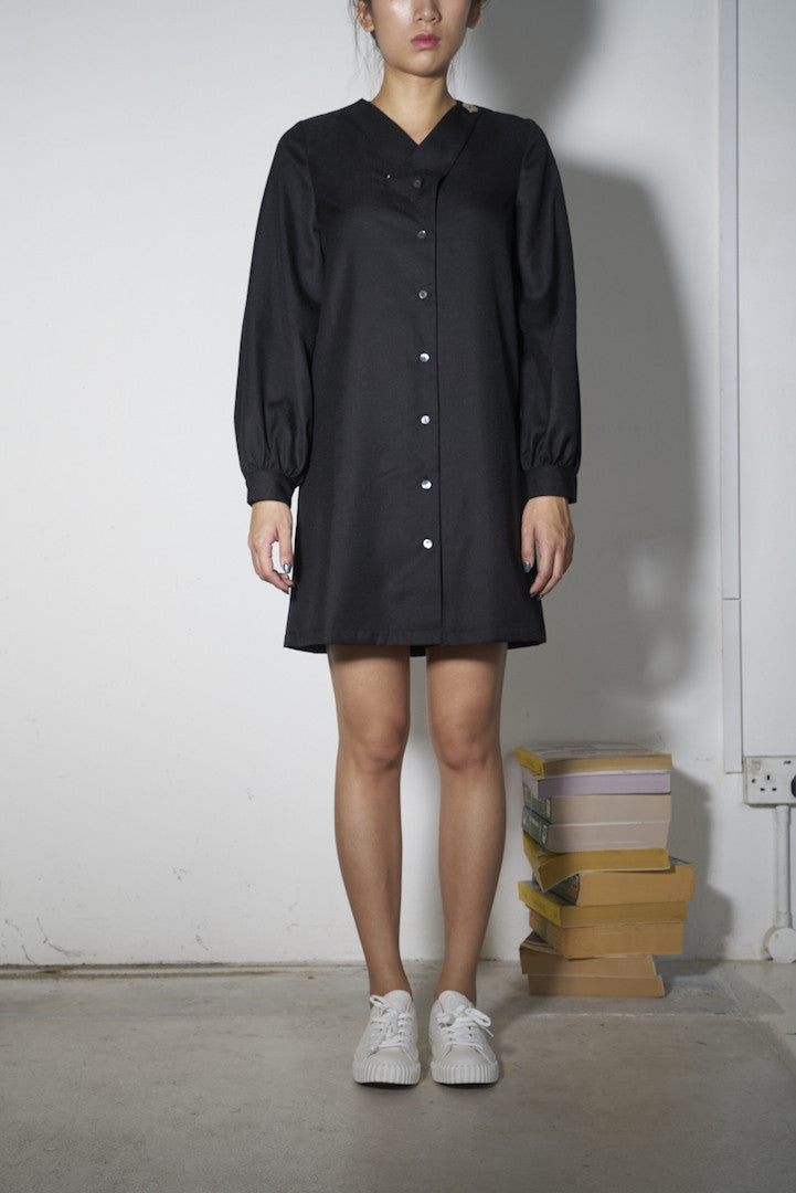 Criss-cross Shirtdress in Summer Suiting #67 - Emporium of the Modern Man
 - 2