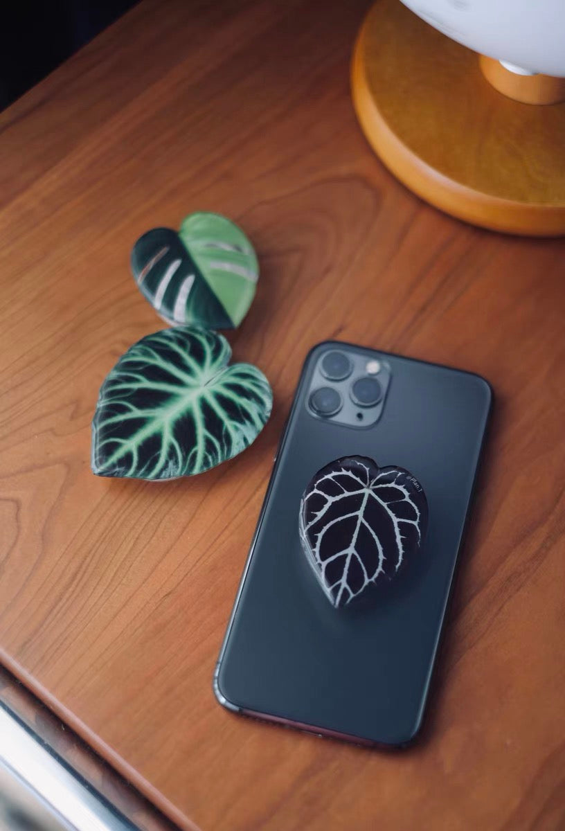 Anthurium Pop Socket by Veronique