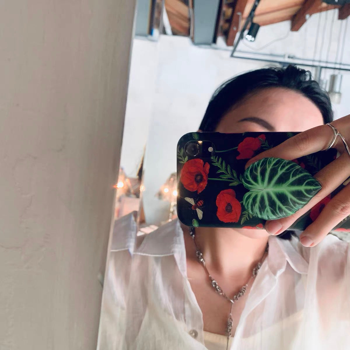 Anthurium Pop Socket by Veronique