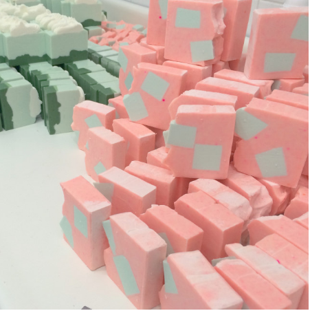 Cleansing Soap - Mend's Pink - Emporium of the Modern Man
 - 5