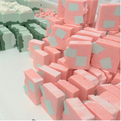 Cleansing Soap - Mend's Pink - Emporium of the Modern Man
 - 5