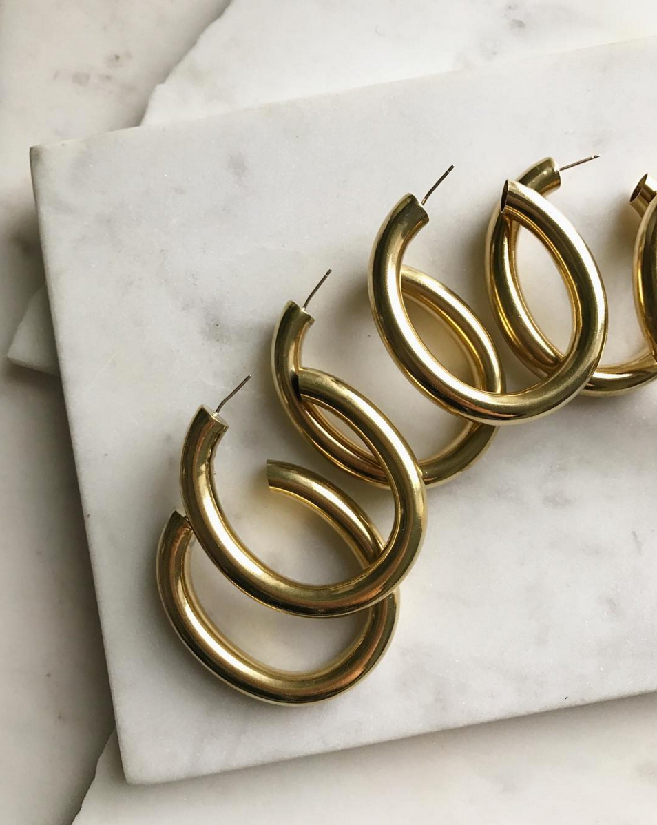 CURVE EARRINGS