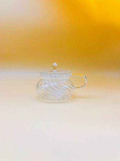 Vintage Style Ripple Teapot by PROSE Tabletop