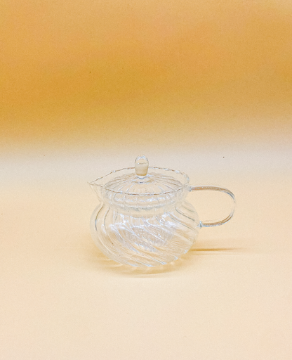 Vintage Style Ripple Teapot by PROSE Tabletop