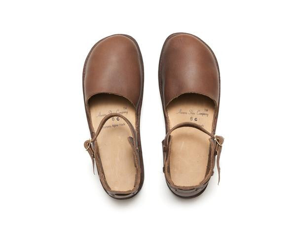 Aurora Shoe Co. - Women's Chinese (Brown)
