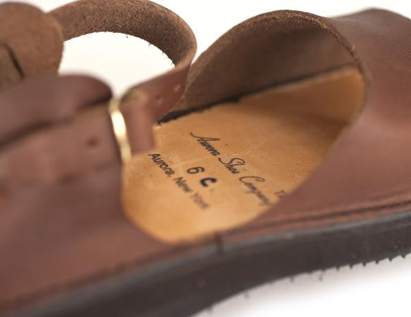 Aurora Shoe Co. - Women's Chinese (Brown)
